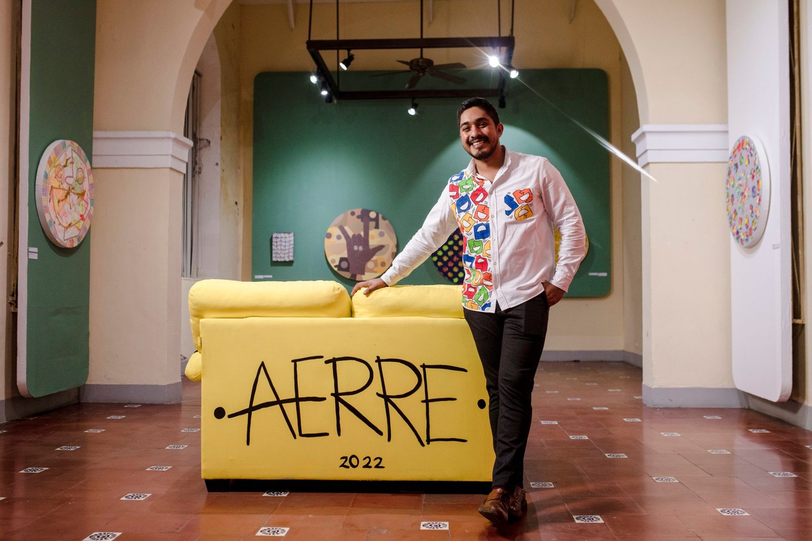 Alfredo Romero pasó la pandemia pintando y ahora expone en el Museo de