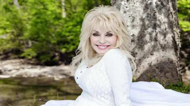 Muere Dolly Parton a los 80 y deja un legado que trasciende