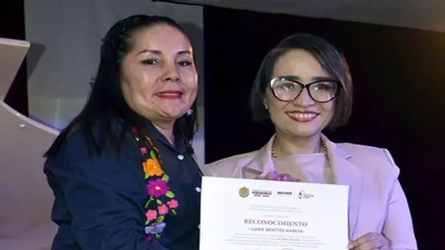 Luisa Benítez García presenta su nuevo libro "Sin pedir permiso"
