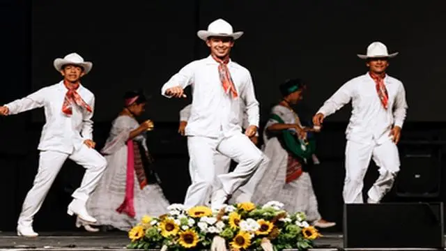 ¡Cinco días de folklore internacional llenarán de alegría a Veracruz!