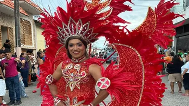 ¡Qué viva la tradición! Encierro de Burros llenó de alegría las calles de Alvarado