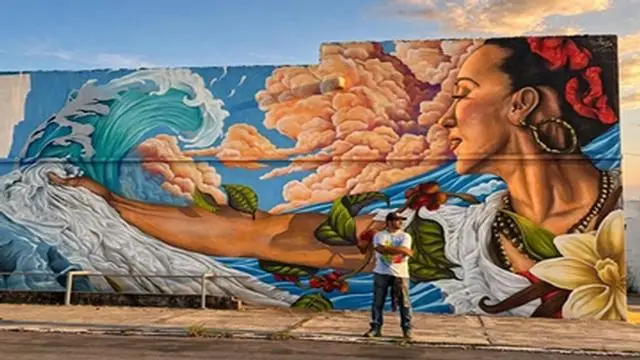 La belleza y fortaleza de la mujer veracruzana cobran vida en el mural de Armando Riesk