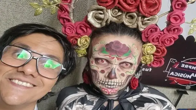¡Desde el más allá! La Catrina visita FUSIONADOS 