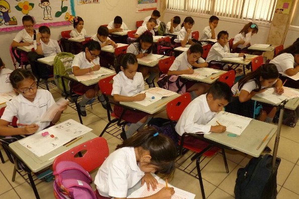 Se suspenden clases en municipios costeros de Veracruz el viernes: SEV