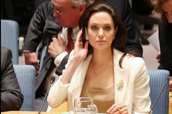 Angelina Jolie acusa a la ONU por no ayudar a refugiados sirios