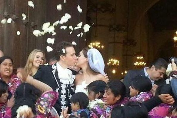 ¡Se casó Anahí con Manuel Velasco! (VIDEO)