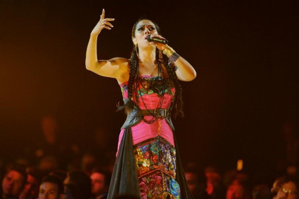 Lila Downs graba videoclip del sencillo "Balas y chocolate"