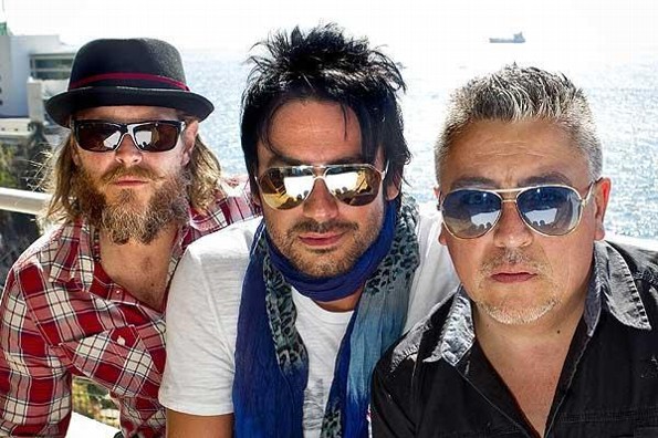 La Ley regresa con nuevo disco, Adaptación