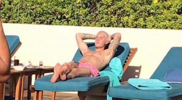 Captan a Justin Bieber ¡tomando el sol en Acapulco! (VIDEO+FOTOS)