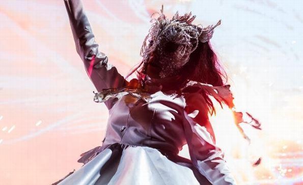 Björk estrena 