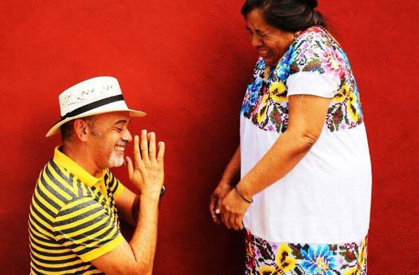Louboutin elogia talento de artesanas mayas con su nueva colección (+FOTOS)