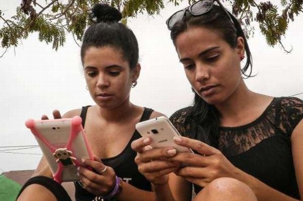 ¡Sorprendente! Jóvenes cubanos ¡crean su propio 