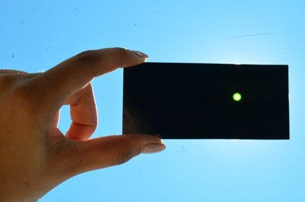 Expertos recomiendan vidrio de 20 pesos para ver el eclipse solar sin riesgo (+FOTO)