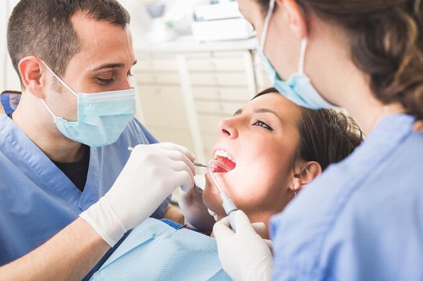 ¿Cada cuánto tiempo debes visitar al dentista?