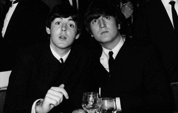 La  confesión sexual de Paul McCartney: ‘Me masturbé junto a John Lennon’ 