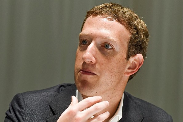 Hacker amenaza a Mark Zuckerberg con eliminar su cuenta y transmitirlo en vivo
