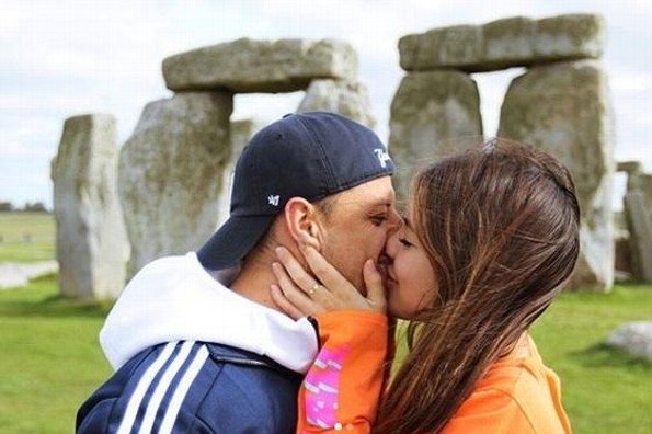 Javier “Chicharito” Hernández y Sarah Kohan confirman romance (+FOTOS)