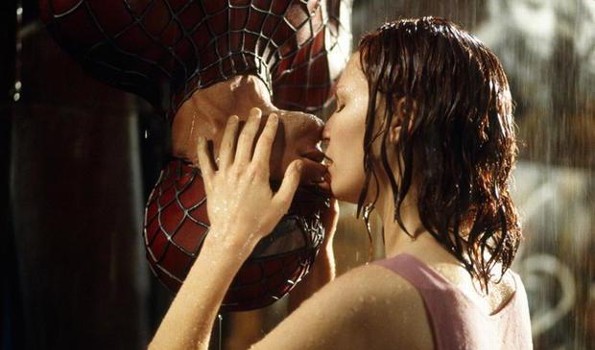 ¿Qué pasa en tu cuerpo cuando besas a alguien?