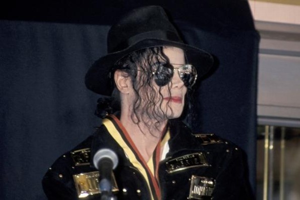 Ex mujer de Michael Jackson revela que sus hijos fueron de un donante