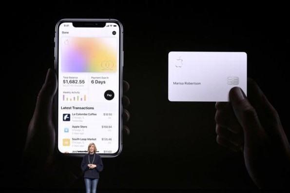Apple presenta su primera tarjeta de crédito #FOTO