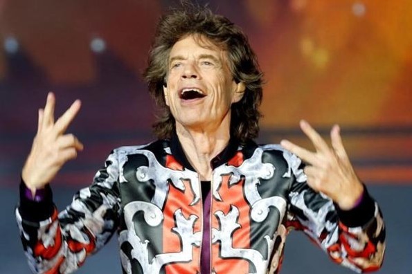Mick Jagger baila sin descanso tras cirugía del corazón #VIDEO