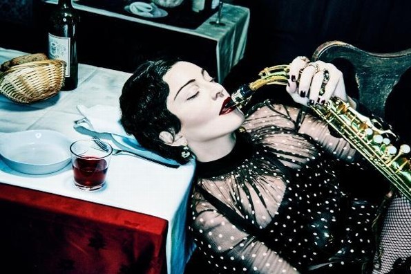 Madonna sorprende con su nuevo disco 