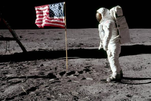 La NASA muestra cómo fue la llegada de Neil Armstrong a la luna #VIDEO
