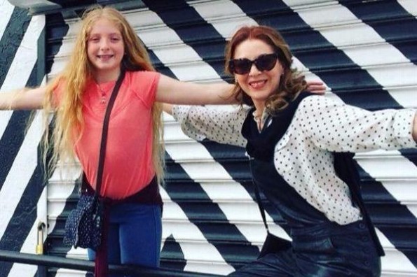 Constanza, hija de Edith González, celebra sus 15 años #FOTO