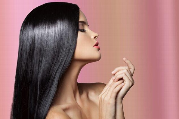 Plancha tu cabello sin maltratarlo