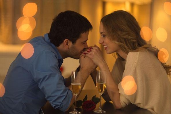 Entre los 27 y 37 años se encuentra el amor verdadero, dice experta