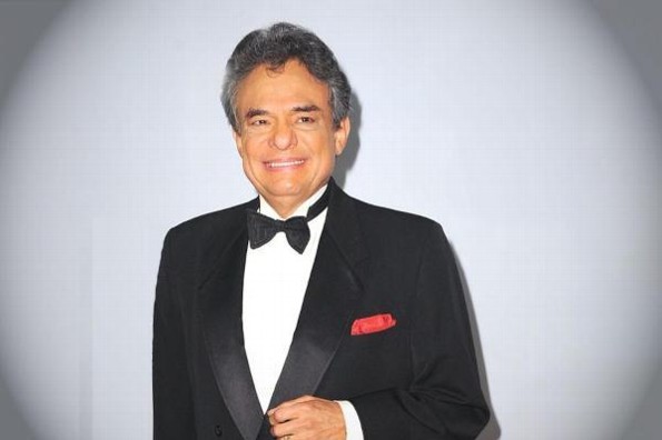 José José ya llegó al Palacio de Bellas Artes para su homenaje 