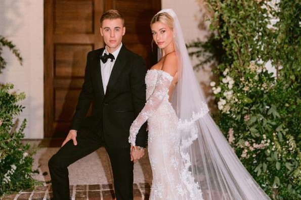 Muestran detalles del espectacular vestido de novia de Hailey Baldwin #VIDEO