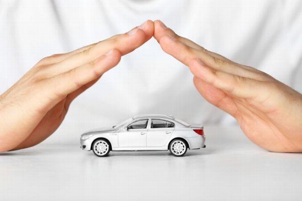 ¿Hay algún Seguro de Auto que cubra mi estéreo?