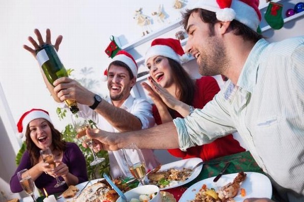 Consejos para no pasarse con la comida en épocas decembrinas