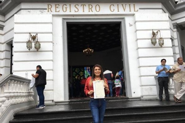 Primer mujer trans legalmente reconocida quiere ser reina de Carnaval de Veracruz 2021 