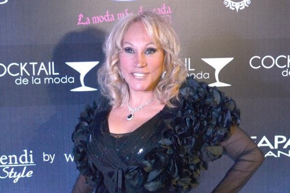 Laura León marca su regreso a la música con "Soy Mexicana"
