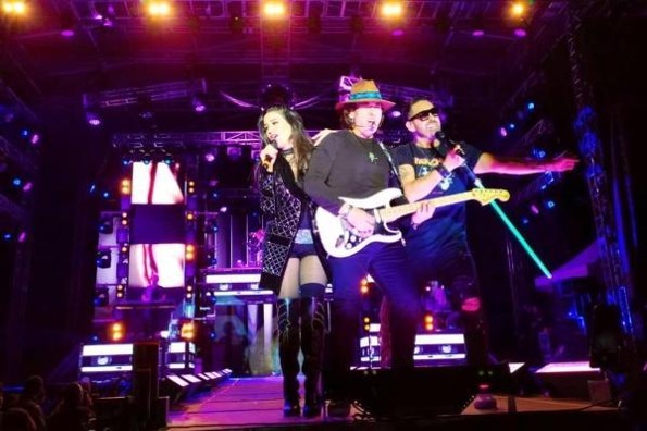 Matute sorprende en su concierto en Veracruz #VIDEO