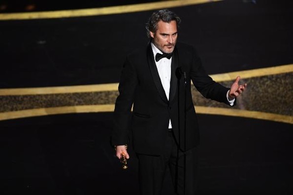 Joaquin Phoenix gana a Mejor Actor en los #Oscars 2020