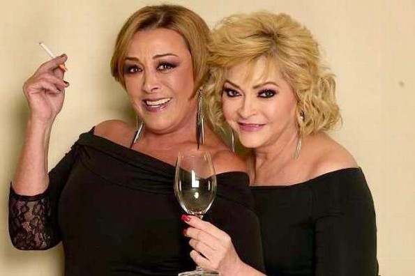 Las hermanas Rocío Banquells y Sylvia Pasquel frente a frente en teatro (+video)