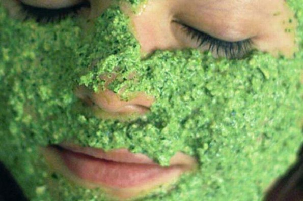 Mascarilla de perejil para lucir jovial el Día del Amor y la Amistad