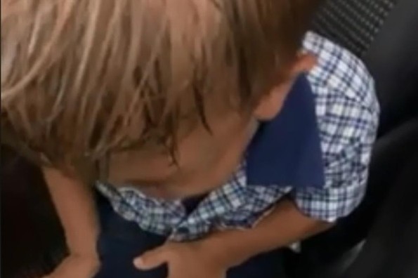 Niño pide a su mamá una cuerda para suicidarse por presunto maltrato en escuela