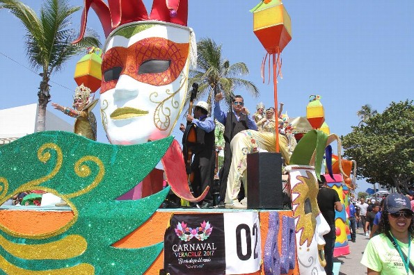 Este es el orden de carros alegóricos y comparsas en el Carnaval de Veracruz 
