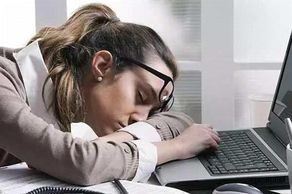 Alertan especialistas sobre la Somnolencia Excesiva como síntoma de otras enfermedades
