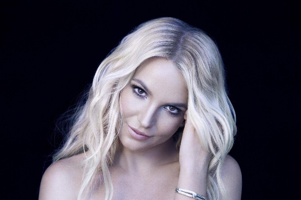 Britney Spears comparte mensaje  y la bautizan como 