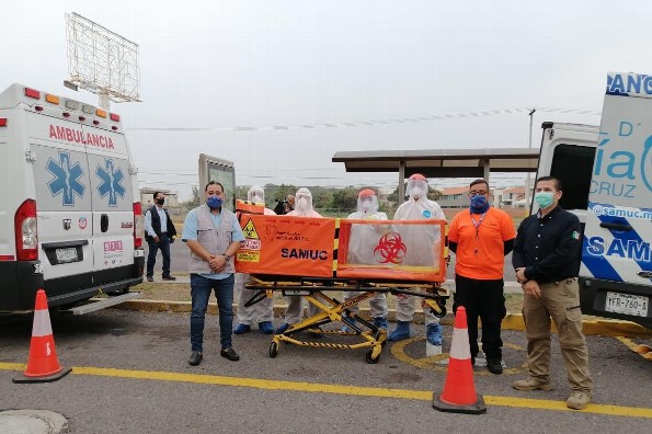 Diseñan en Veracruz cápsula de traslado para pacientes con coronavirus obesos o altos