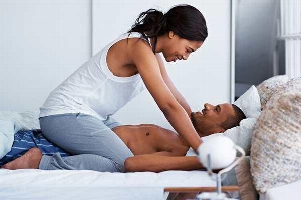 Hombres prefieren no usar preservativo con mujeres bellas