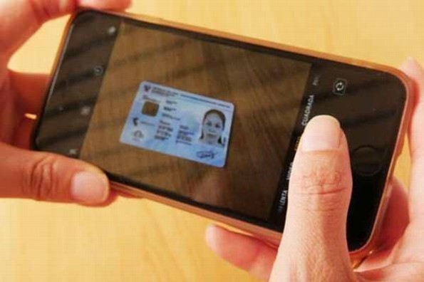 ¿Cómo escanear un documento desde el celular?