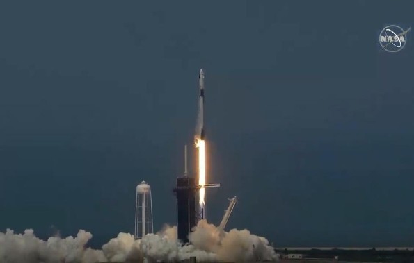 Despega el Space X, inicia nueva era espacial