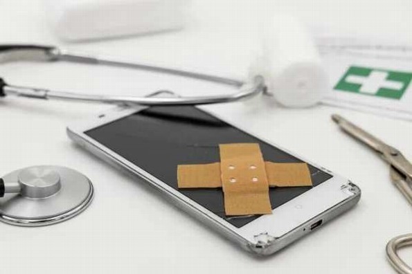 Reparar tu celular podría mandarte a prisión, en México