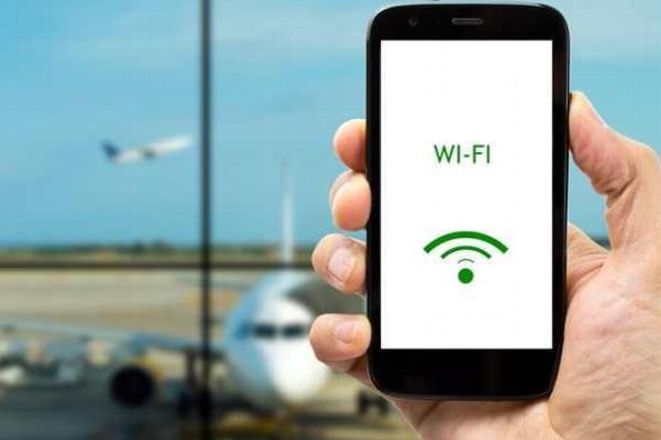 Anuncian internet gratuito en aeropuerto de CDMX hasta para 8 mil usuarios